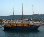 Boats, Ships & Yachts